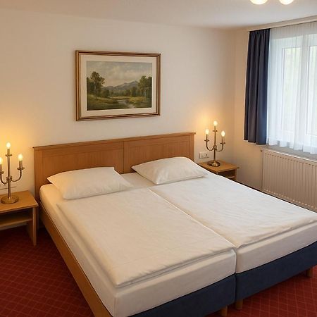 Hotel Schillerplatz 오흐린겐 외부 사진