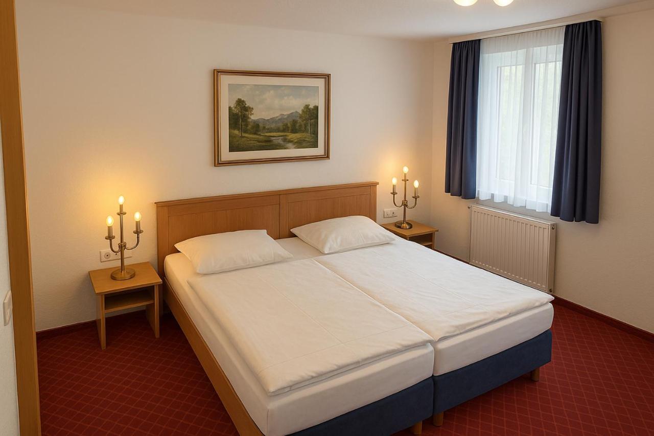 Hotel Schillerplatz 오흐린겐 외부 사진